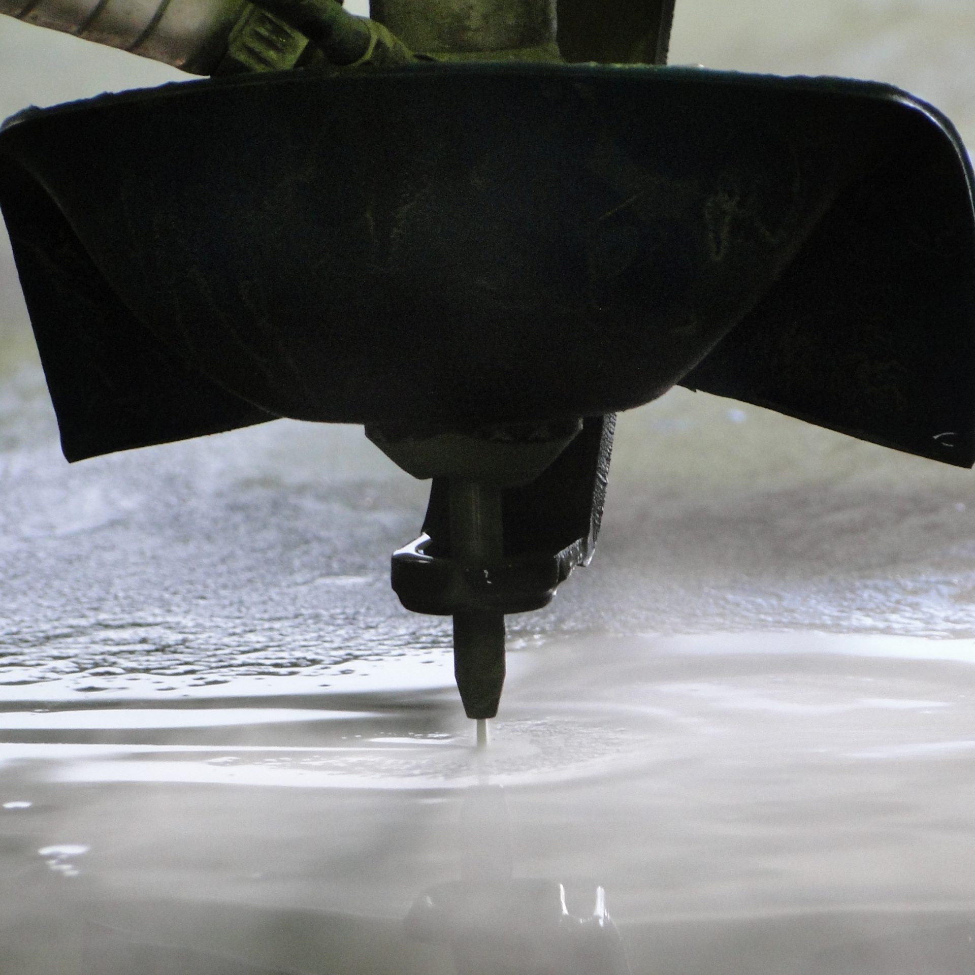 Roba Metals Plate Center \ Waterstraalsnijmachine voor nauwkeurige RVS plaatbewerking